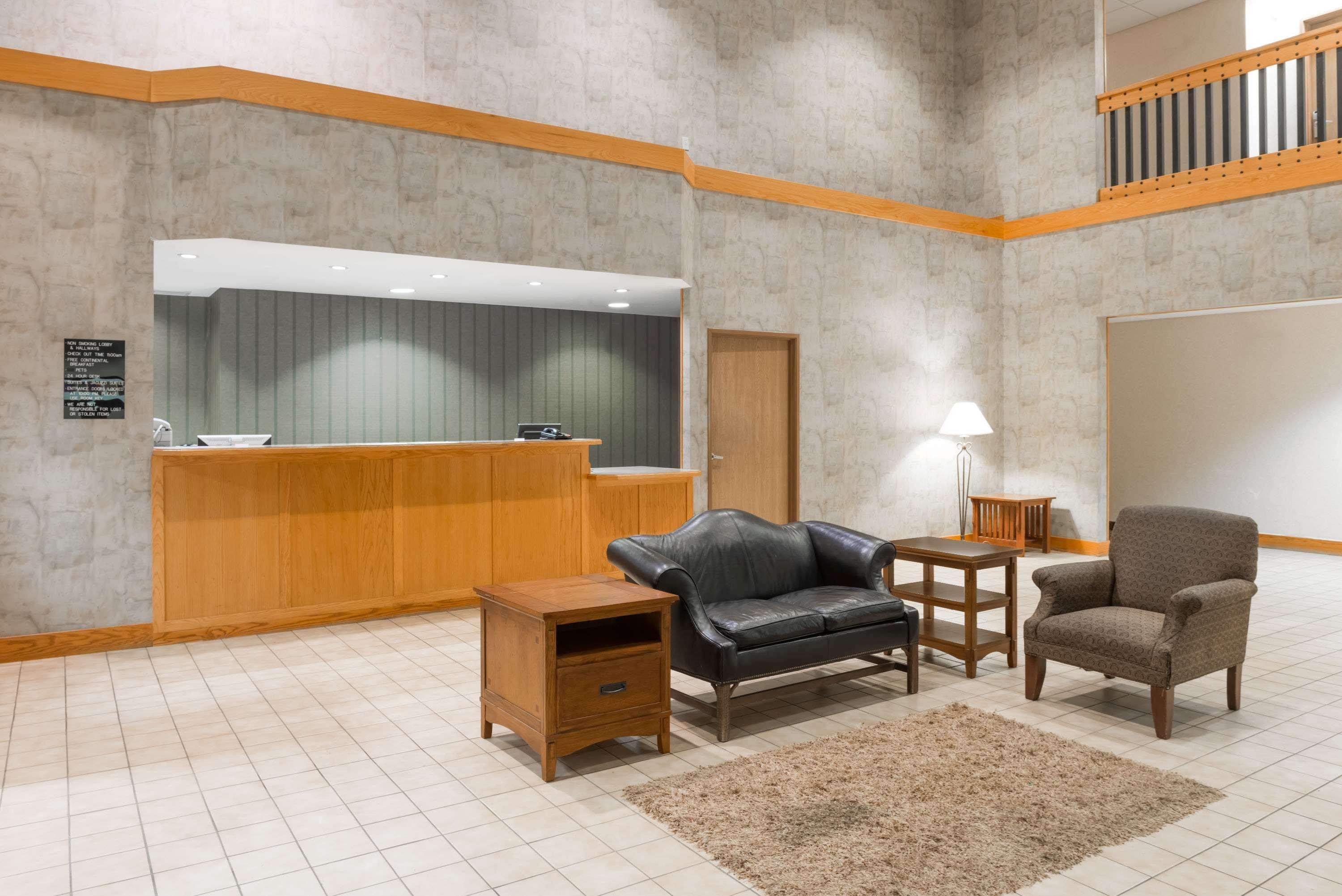 Hotel Super 8 By Wyndham Columbia East Exteriér fotografie